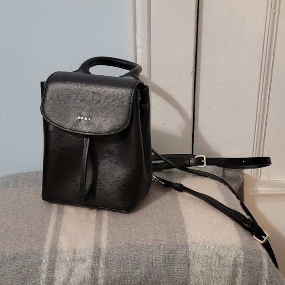 lululemon satchel bag Everywhere Crossbody Belt 1L Designed For Casual Color:Wolf Grey/ Gym Red Black Backpacks Small Backpack Leo Rosi